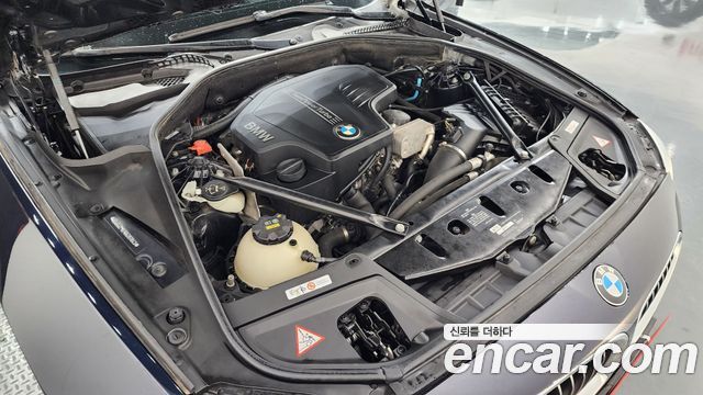 BMW 5 Series (F10) 528i xDrive M Aero Dynamic 2016 — фото 6