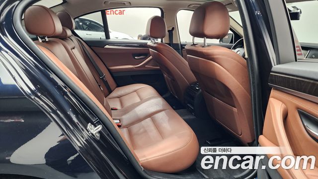 BMW 5 Series (F10) 528i xDrive M Aero Dynamic 2016 — фото 11