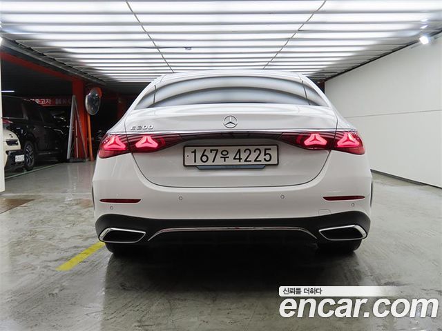 Mercedes-Benz E-Class (W214) E200 AMG Line 2026 — фото 3