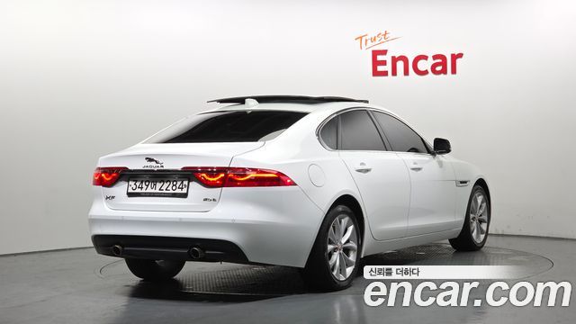 Jaguar XF (X260) 25t Portfolio 2019 — фото 2
