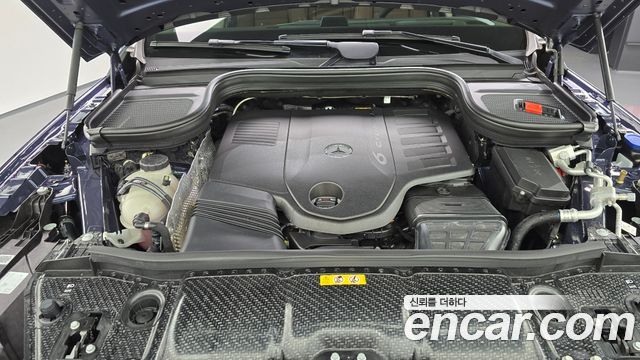 Mercedes-Benz GLE-Class (W167) GLE450 4MATIC 2025 — фото 6