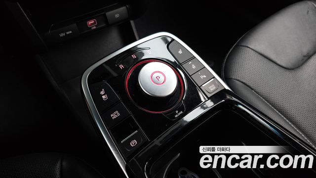 Kia Niro Plus Air 2023 — фото 9