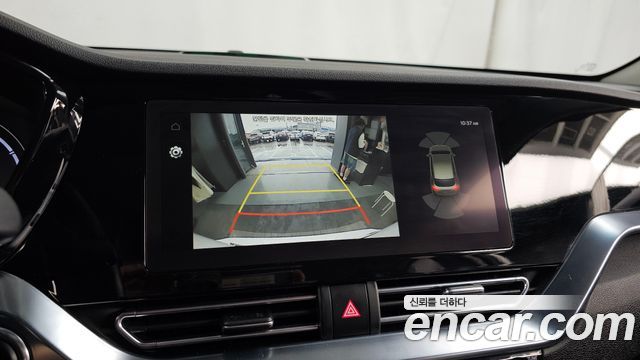 Kia Niro Plus Air 2023 — фото 15