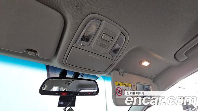 Kia Niro Plus Air 2023 — фото 17