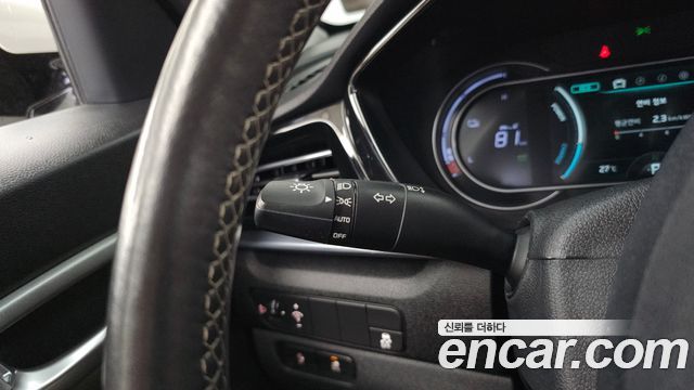 Kia Niro Plus Air 2023 — фото 18