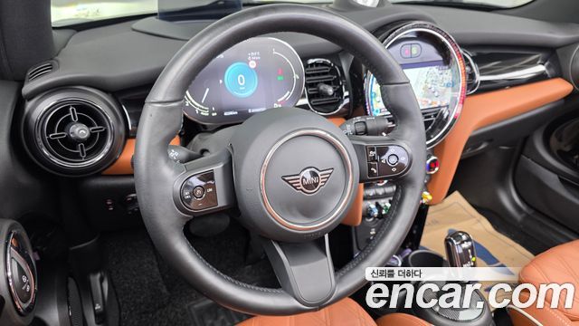 MINI Cooper S Convertible Classic Third Generation 2022 — фото 12