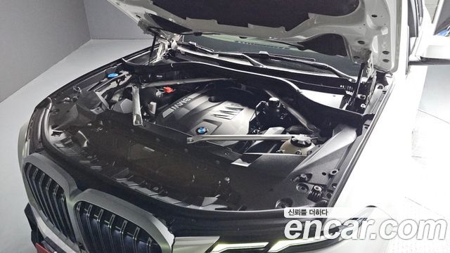 BMW X7 (G07) xDrive 40i M Sport 6STR 2024 — фото 6
