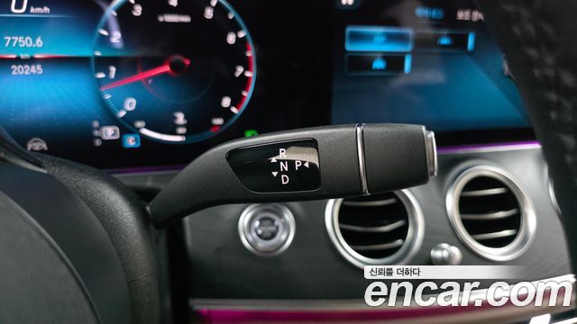 Mercedes-Benz E-Class (W213) E250 Avantgarde 2022 — фото 9