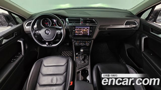 Volkswagen Tiguan (II) 2.0 TDI Premium 2020 — фото 7