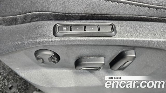 Volkswagen Tiguan (II) 2.0 TDI Premium 2020 — фото 31