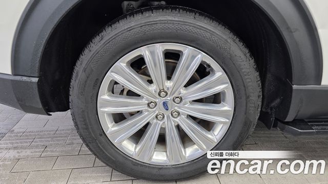 Ford Explorer (VI) 3.0 PHEV 2021 — фото 5
