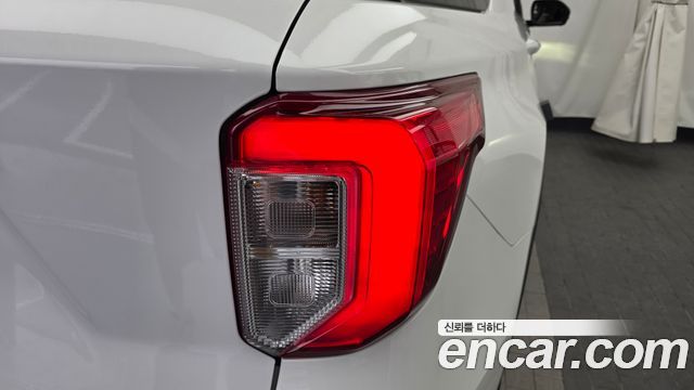 Ford Explorer (VI) 3.0 PHEV 2021 — фото 23