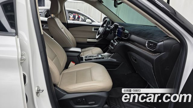Ford Explorer (VI) 3.0 PHEV 2021 — фото 26