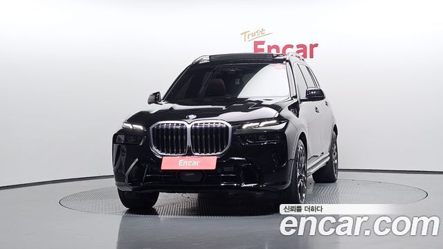 BMW X7 (G07) xDrive 40i M Sport 6STR 2024 — фото 3