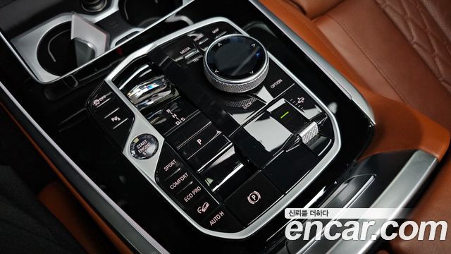BMW X7 (G07) xDrive 40i M Sport 6STR 2024 — фото 9