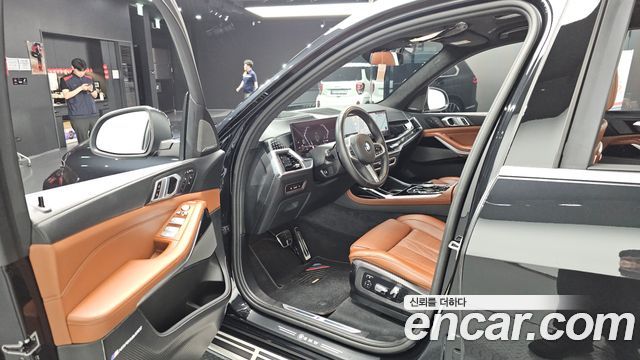 BMW X7 (G07) xDrive 40i M Sport 6STR 2024 — фото 10
