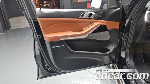 BMW X7 (G07) xDrive 40i M Sport 6STR 2024 — фото 24