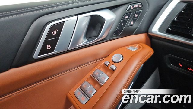 BMW X7 (G07) xDrive 40i M Sport 6STR 2024 — фото 34