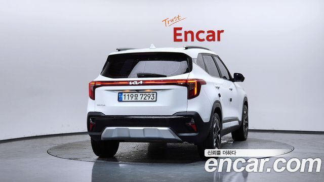 Kia Seltos Gasoline 2.0 2WD Signature 2023 — фото 4