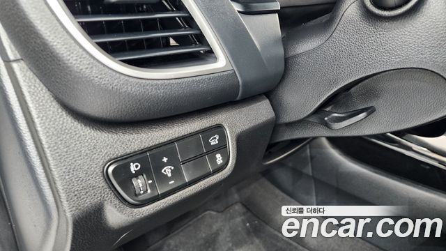 Kia Seltos Gasoline 2.0 2WD Signature 2023 — фото 27