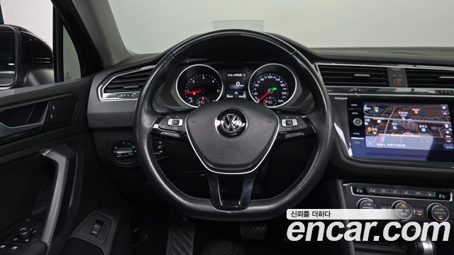Volkswagen Tiguan (II) 2.0 TDI Prestige 2020 — фото 12