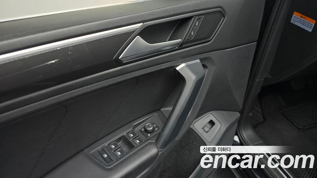 Volkswagen Tiguan (II) 2.0 TDI Prestige 2020 — фото 15