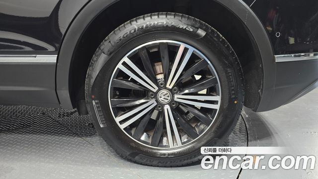 Volkswagen Tiguan (II) 2.0 TDI Prestige 2020 — фото 21