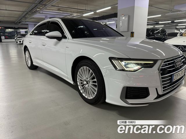 Audi A6 (C8) 45 TFSI Premium 2021 — фото 1