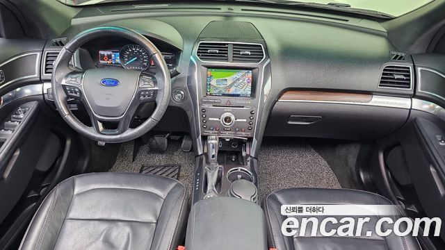 Ford Explorer 2.3 Limited 4WD 5th 2017 — фото 7