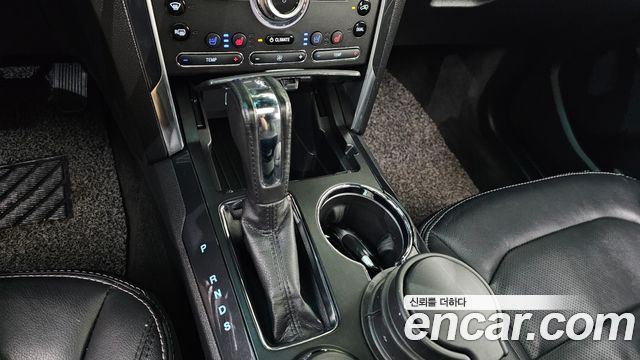 Ford Explorer 2.3 Limited 4WD 5th 2017 — фото 9