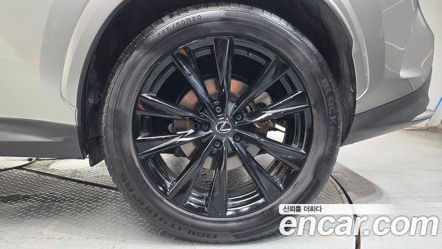 Lexus NX450h+ (II) F-Sport 2025 — фото 27