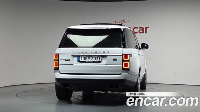 Land Rover Range Rover (IV) 5.0 SC Vogue SE 2019 — фото 4