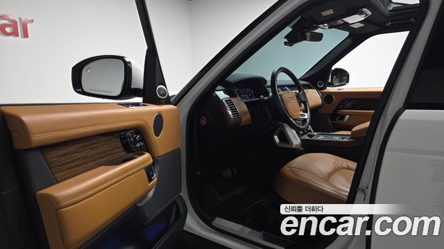 Land Rover Range Rover (IV) 5.0 SC Vogue SE 2019 — фото 10