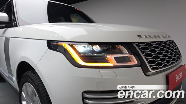 Land Rover Range Rover (IV) 5.0 SC Vogue SE 2019 — фото 22