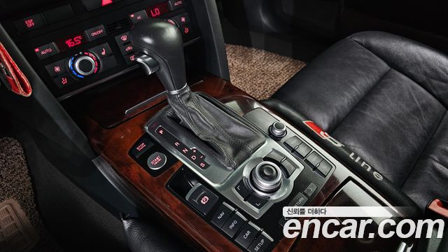 Audi A6 3.0 TFSI Quattro S-LINE C6 2011 — фото 9
