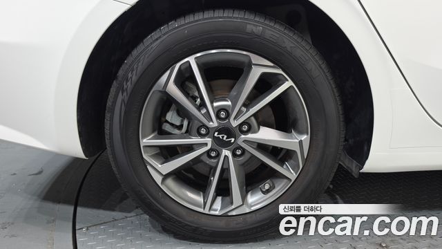 Kia K3 (II) 1.6 Prestige 2024 — фото 5