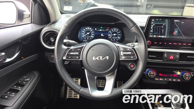 Kia K3 (II) 1.6 Prestige 2024 — фото 13