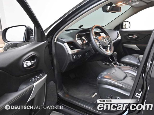 Jeep Cherokee (KL) 2.4 Longitude AWD 2017 — фото 15