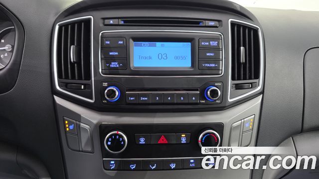 Hyundai Grand Starex Van 3-Seater Smart 2021 — фото 16