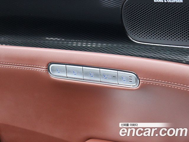 Genesis G90 (RS4) Gasoline 3.5 Turbo 2WD 2022 — фото 15