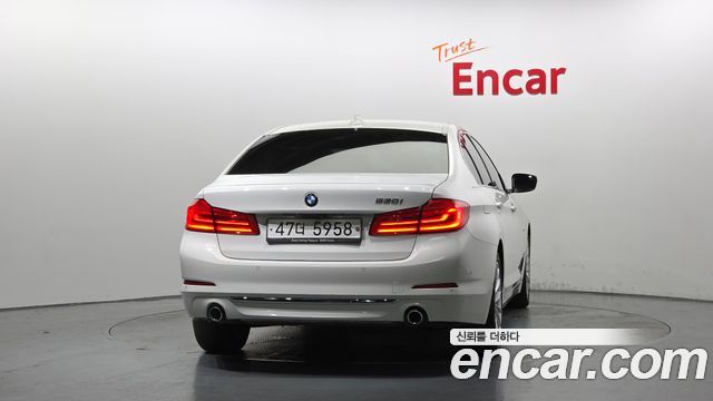 BMW 5 Series (G30) 530i Luxury Plus 2018 — фото 4