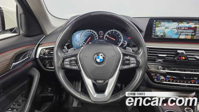 BMW 5 Series (G30) 530i Luxury Plus 2018 — фото 16