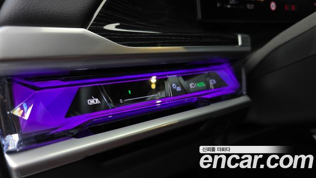 BMW 7 Series (G70) 740i xDrive M Sport 2025 — фото 17