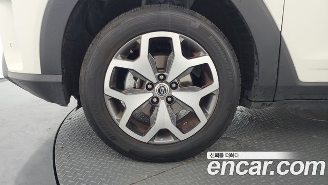 KG Mobility (SsangYong) Torres Gasoline 1.5 2WD T5 2023 — фото 5