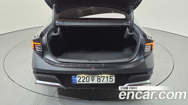 Hyundai Sonata The Edge (DN8) 2.0 Premium 2024 — фото 16