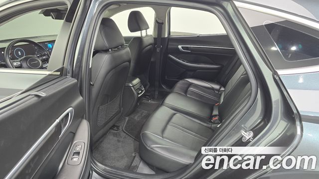Hyundai Sonata The Edge (DN8) 2.0 Premium 2024 — фото 17