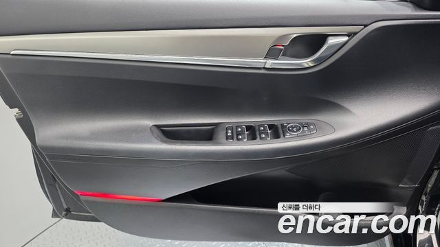 Hyundai Grandeur Hybrid (IG) Le Blanc 2022 — фото 24