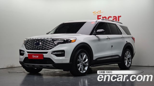 Ford Explorer (VI) 3.0 Platinum 4WD 2021 — фото 1