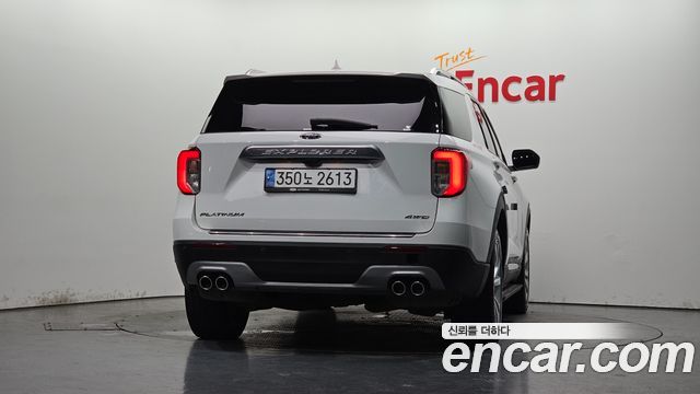 Ford Explorer (VI) 3.0 Platinum 4WD 2021 — фото 4