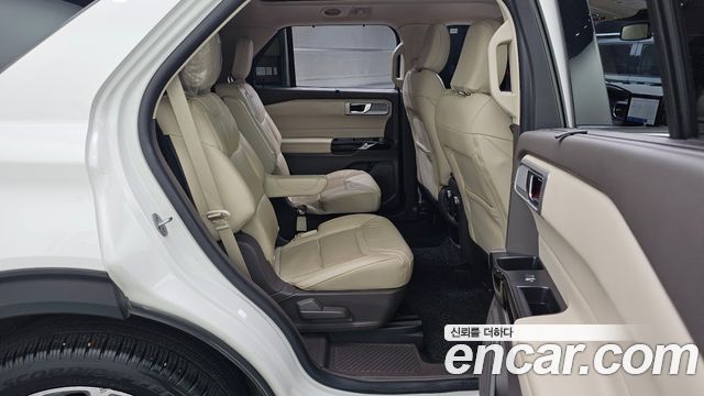 Ford Explorer (VI) 3.0 Platinum 4WD 2021 — фото 12